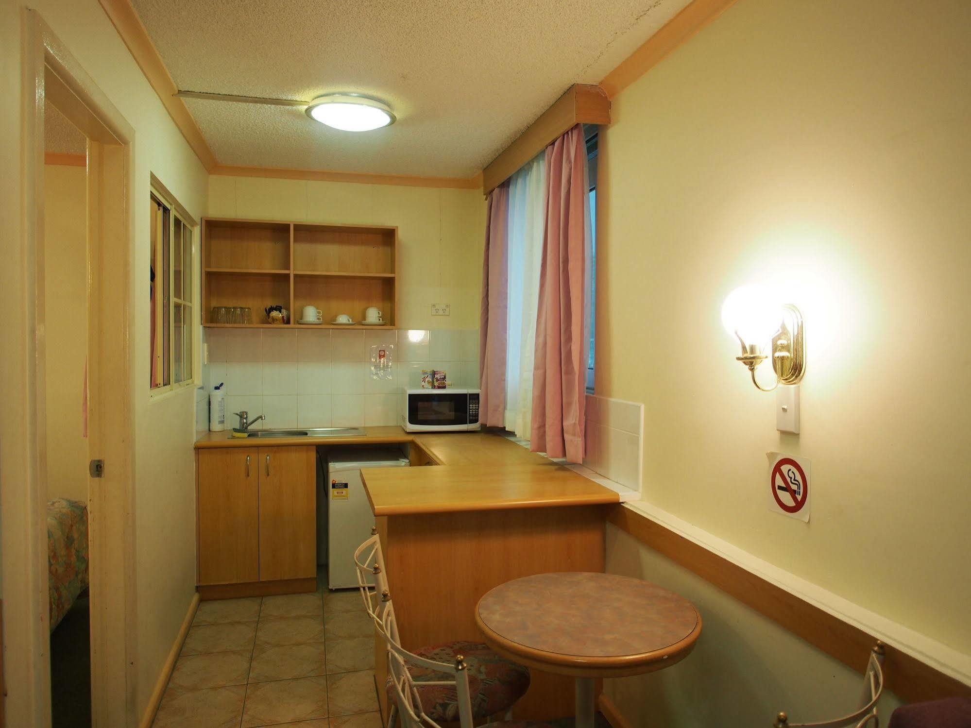 Edgecliff Lodge Motel Sidney Exterior foto